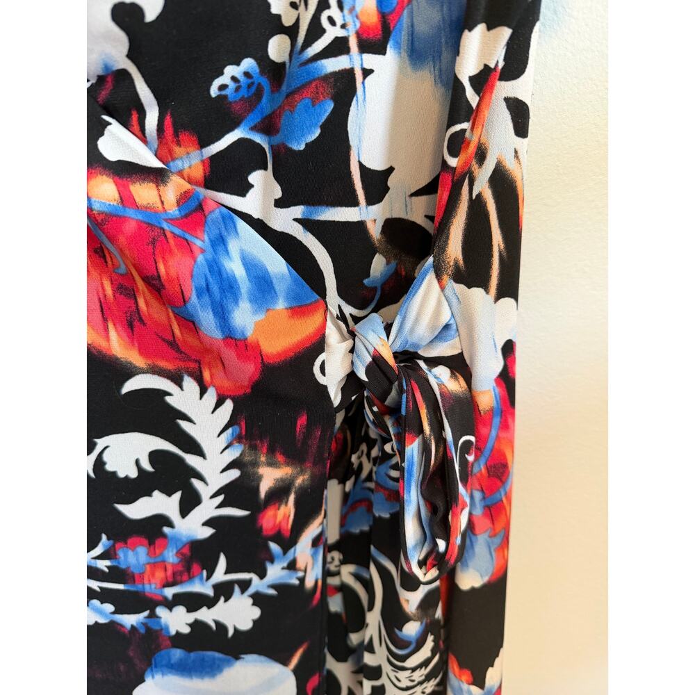 Dana Buchman Floral Printed Faux Wrap Dress size Large Black Pink White and Blue - Picture 4 of 9